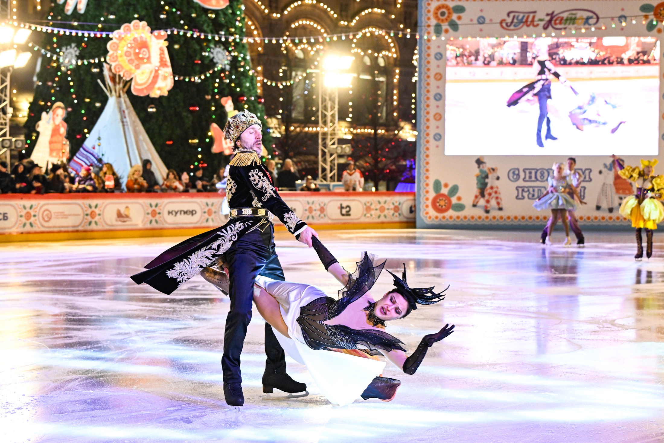 Фигуристы Маргарита Дробязко и Повилась Ванагас.