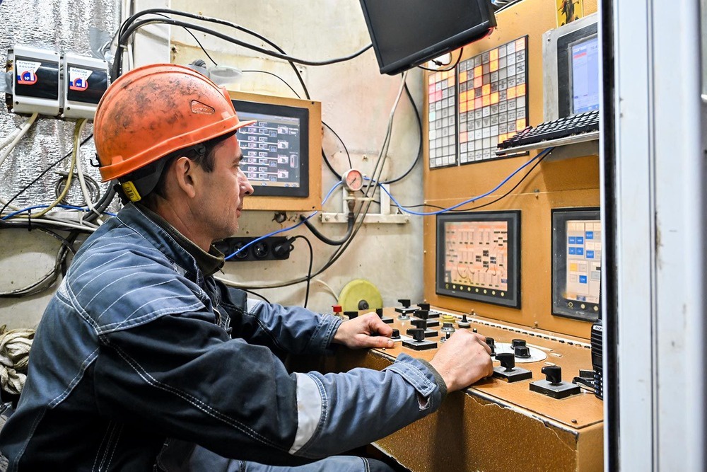 Новый тоннель начали строить на глубине 29 метров. 