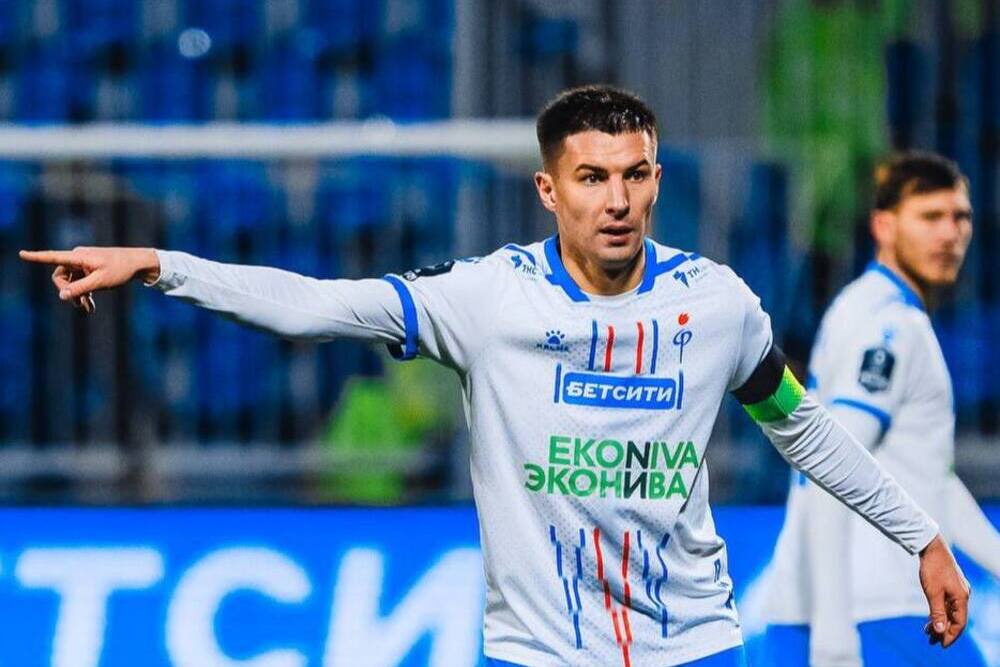 Воронежский "Факел" продолжает уверенно возглавлять турнирную таблицу Первой лиги.