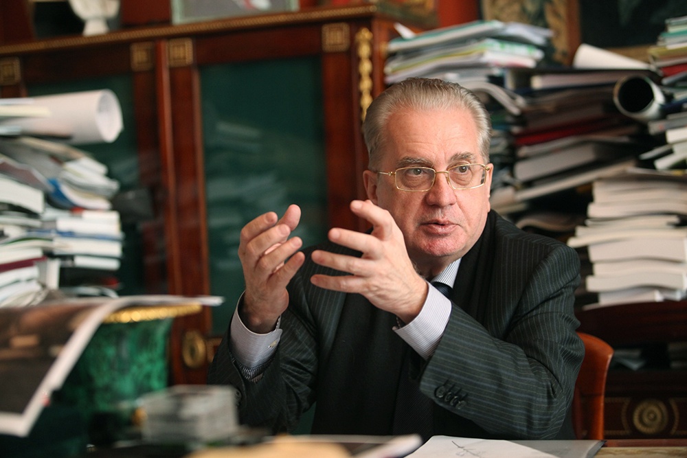 Дни Эрмитажа по традиции открылись интернет-общением гендиректора Михаила Пиотровского с виртуальными гостями и поклонниками крупнейшего музея страны.