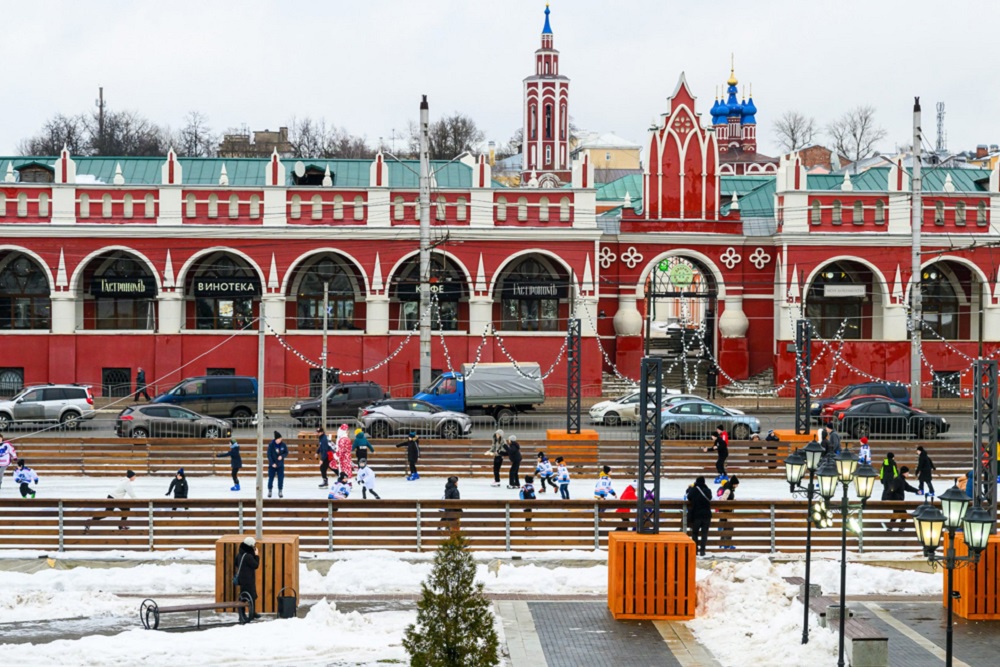 Прошлой зимой каток на Старом Торге посетили более 25 тысяч человек.