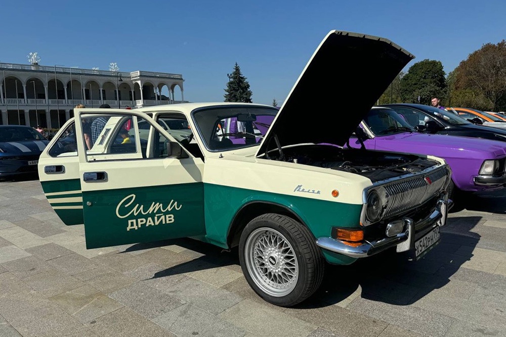 Взять в аренду иногда можно даже настоящую "классику" вроде ГАЗ-24. 