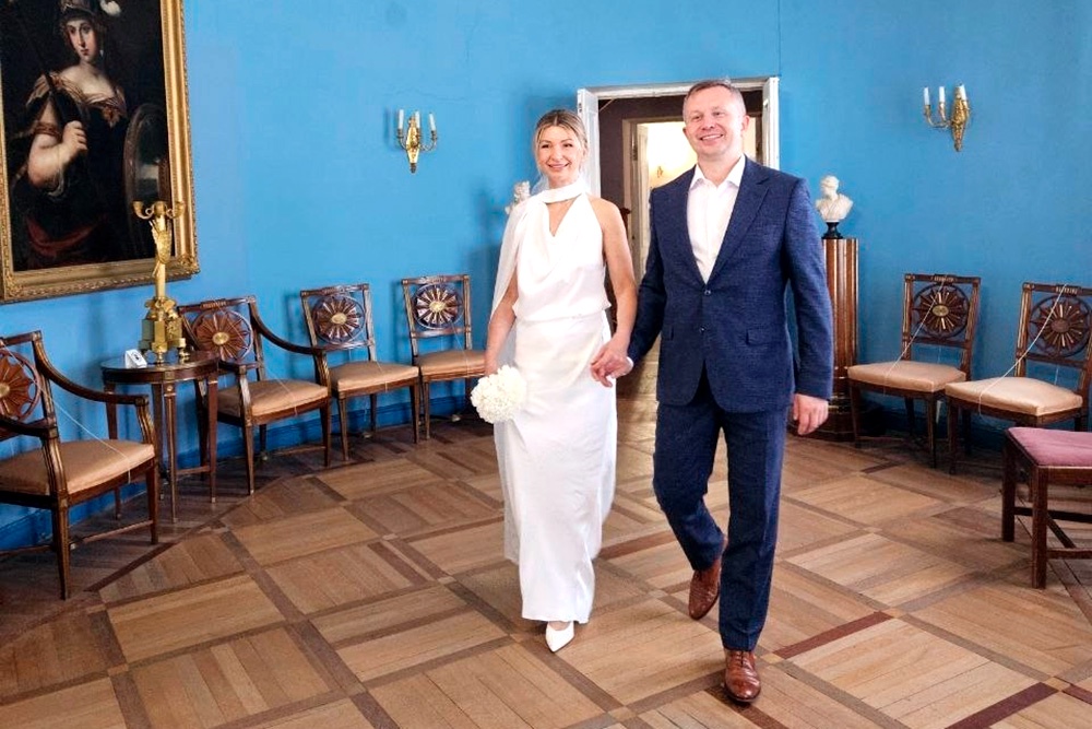 Выездная регистрация брака в музее-усадьбе "Приютино".