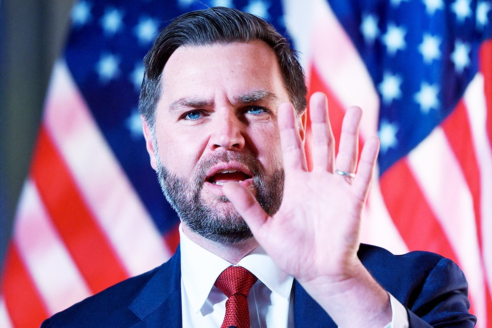 Вице-президент США Джей Ди Вэнс Вице-президент США Джей Ди Вэнс