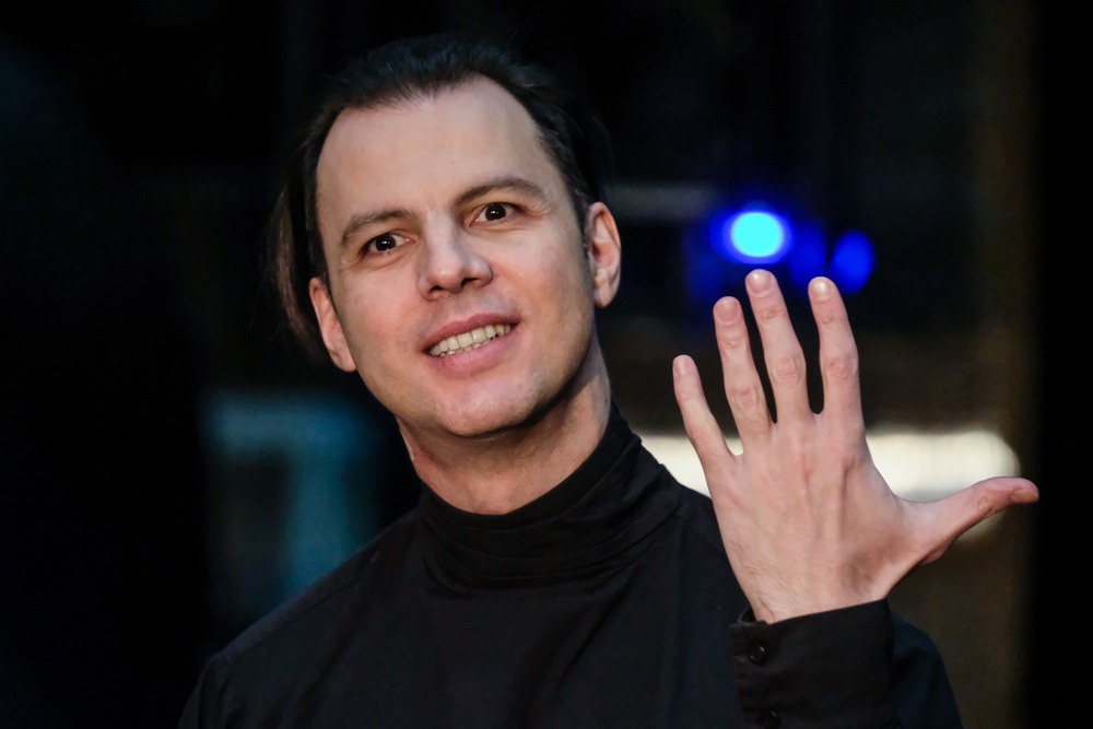 Теодор Курентзис и его оркестр musicAeterna сыграют "Кольцо нибелунга" за 70 минут.