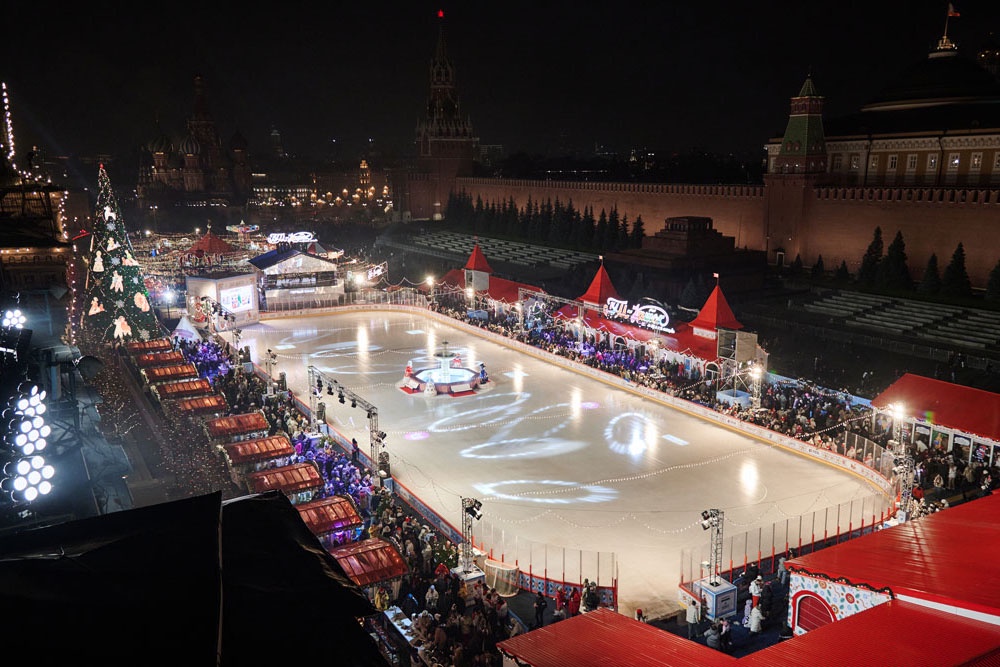 ГУМ-каток перед торжественным открытием.