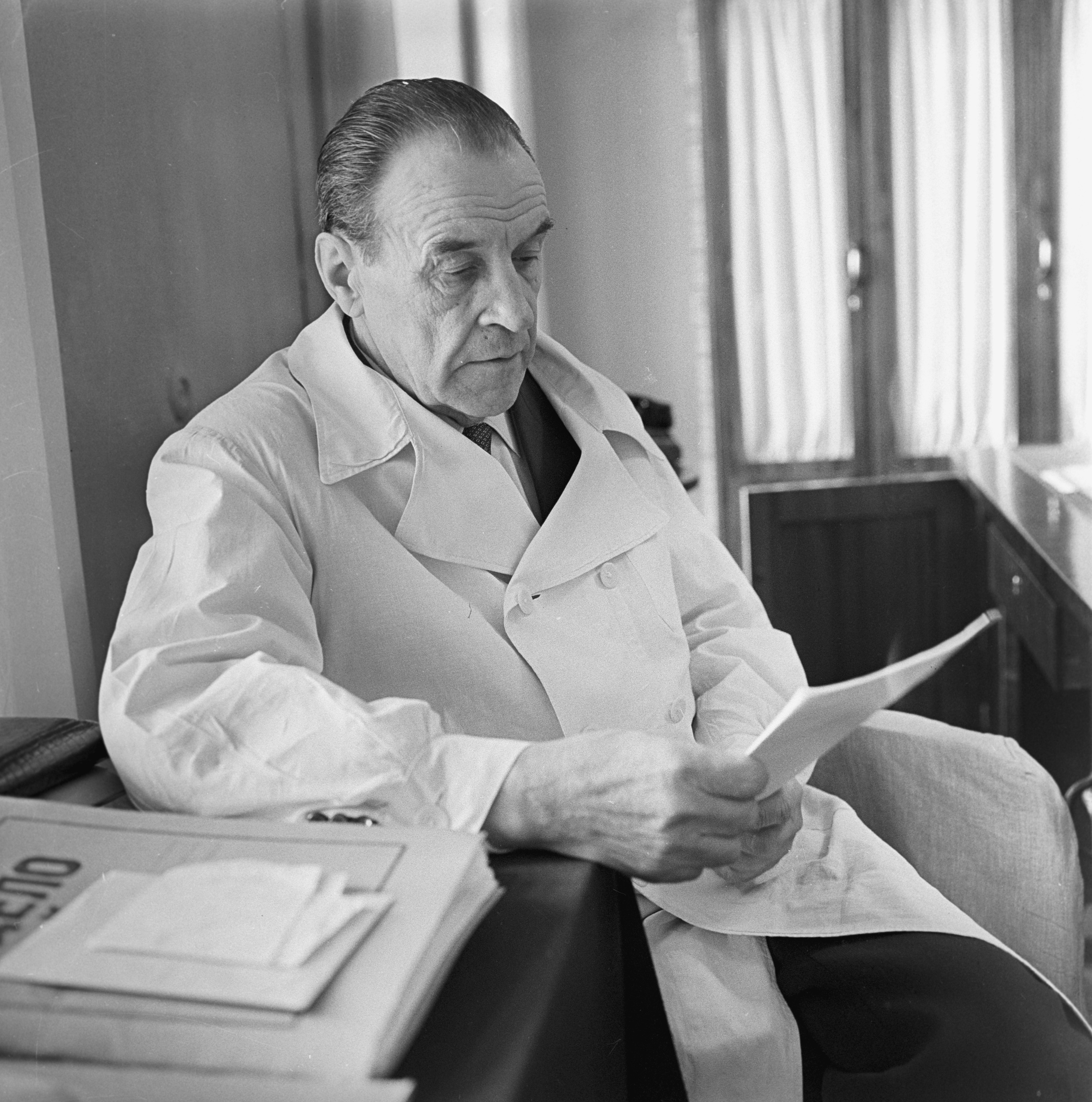 Академик Александр Николаевич Бакулев. 1965