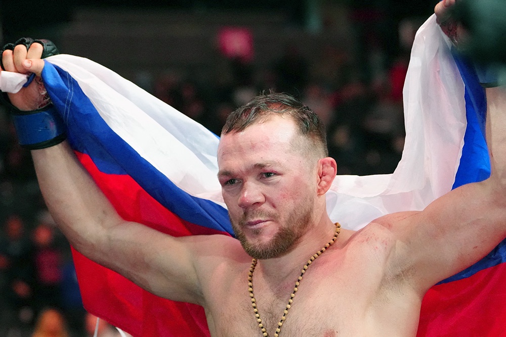 После победы Петр Ян обратился к болельщикам и семье: "Россия, 
всем привет! Мы это сделали!"