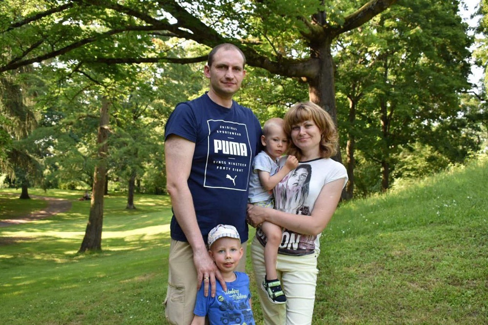 Дмитрий Берг с семьей. Дмитрий Берг с семьей.