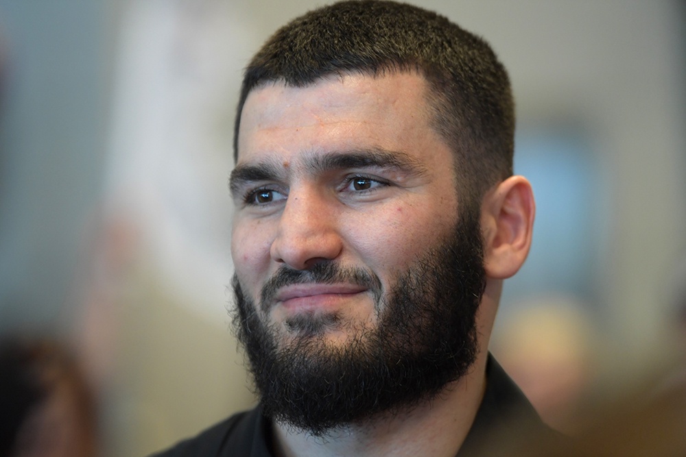 Артур Бетербиев Артур Бетербиев