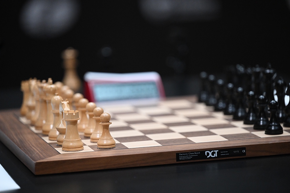 Российских шахматистов допустили до турниров с флагом и гимном страны