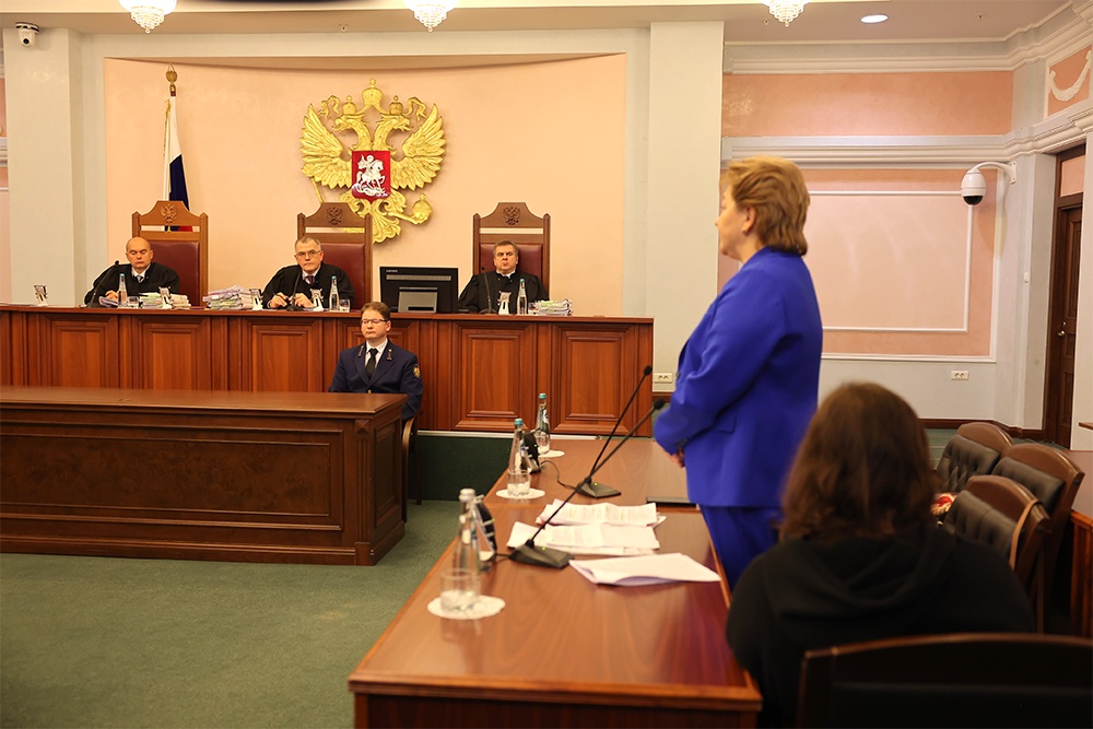 Заседание Верховного суда РФ по делу о квартире Ларисы Долиной транслировалось онлайн.