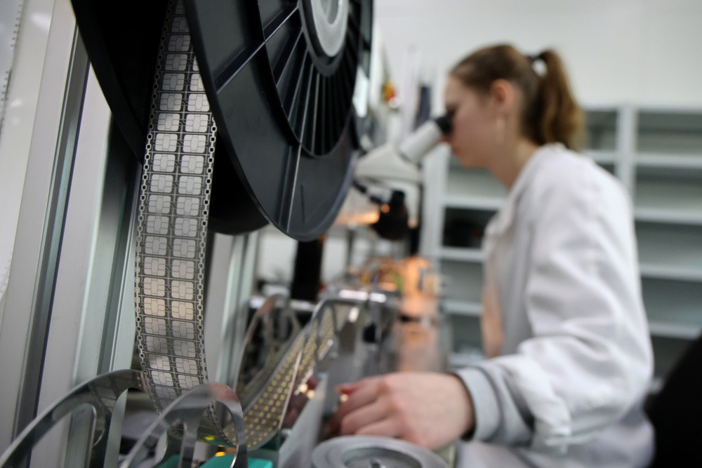 Отрасль микроэлектроники плавно переходит к наращиванию мощностей.