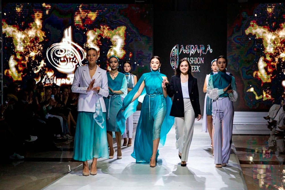 Свои работы будущие профессионалы уже демонстрируют в рамках проекта Tatarstan Fashion Week.