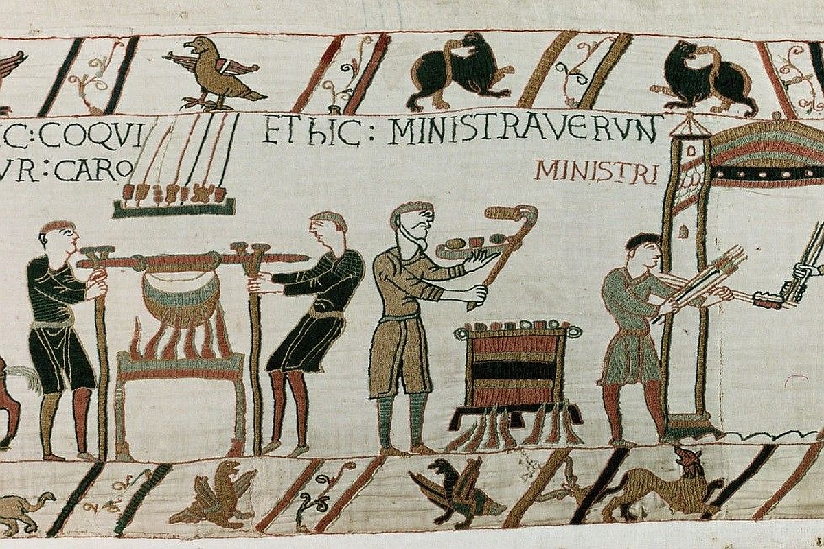 Знаменитый гобелен из Байё создавали для монахов как "чтение за обедом".