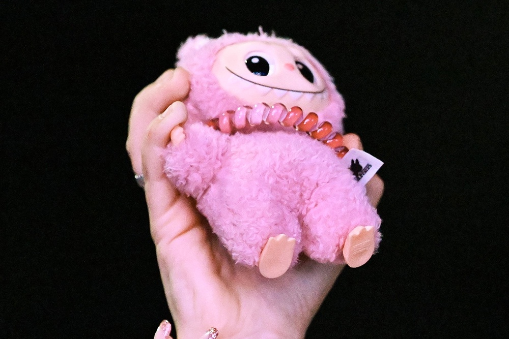 Популярность этой игрушки отражает настроение общества.