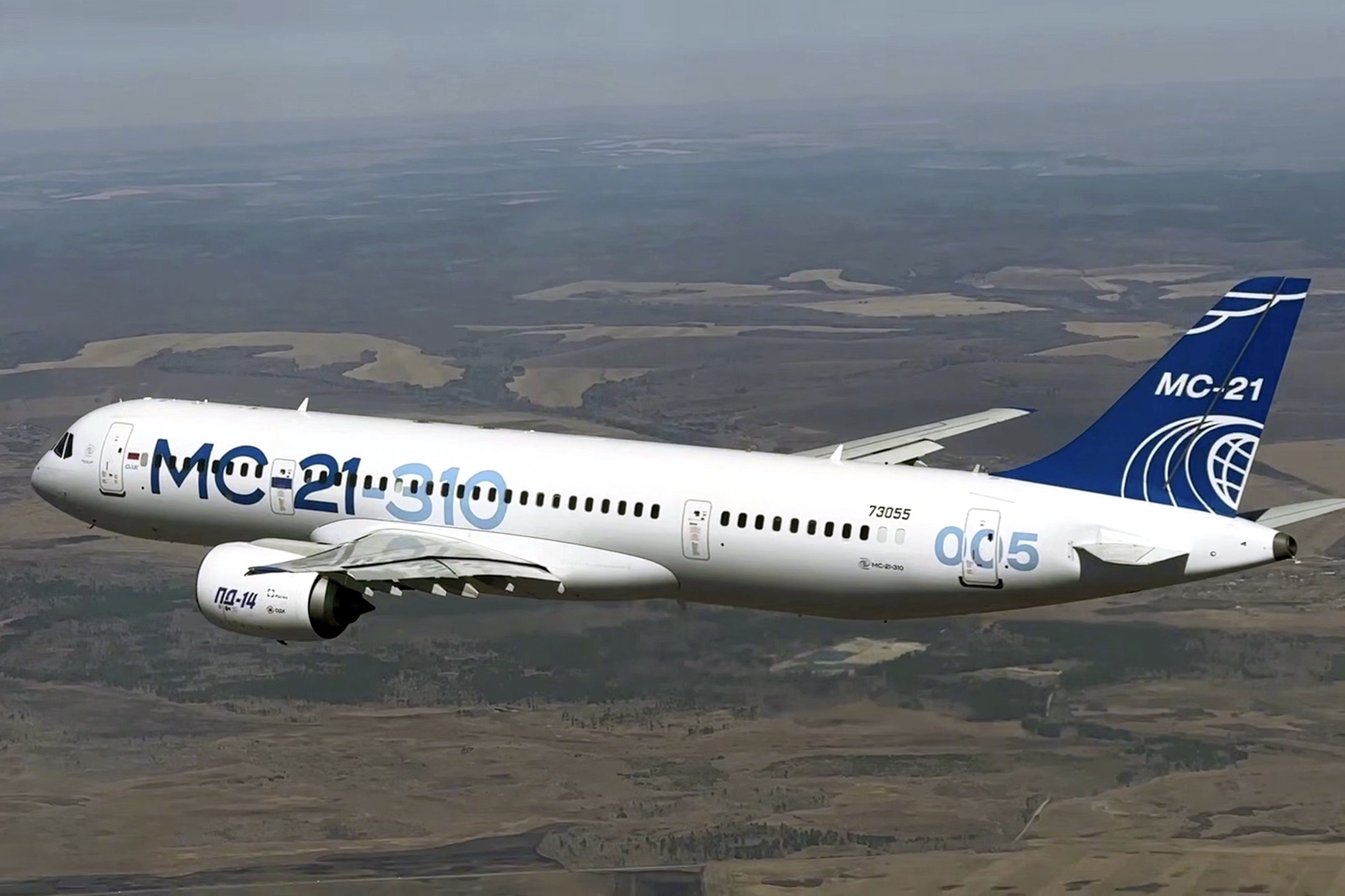 Передовой по своим
характеристикам самолет МС-21
призван заменить в российском небе "боинги" и "эйрбасы".