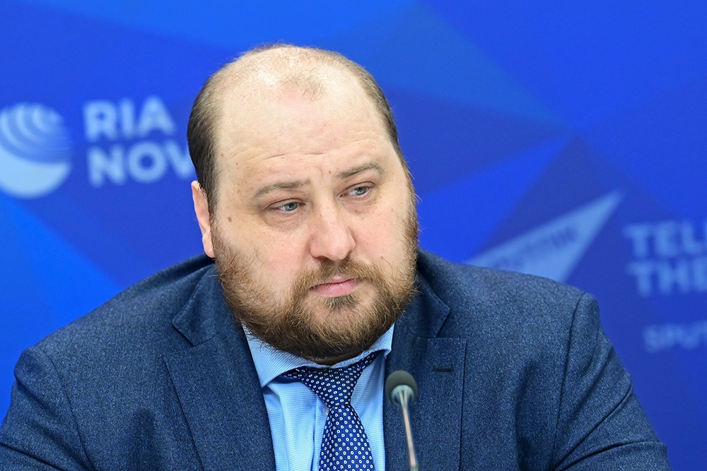 Денис Логунов