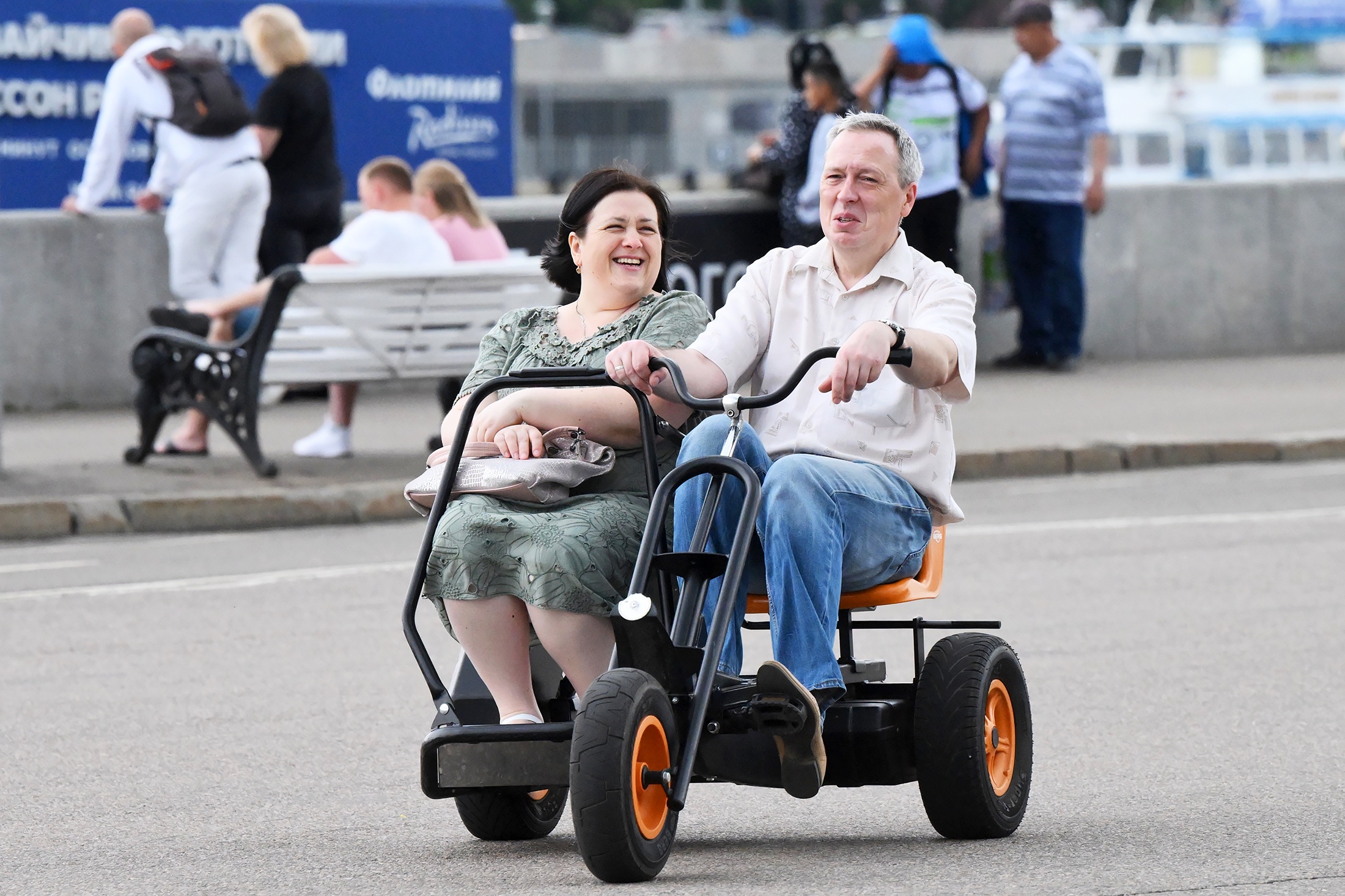 Между миром и войной: В АЦ ВЦИОМ рассказали, как россияне оценивают уходящий 2025 год