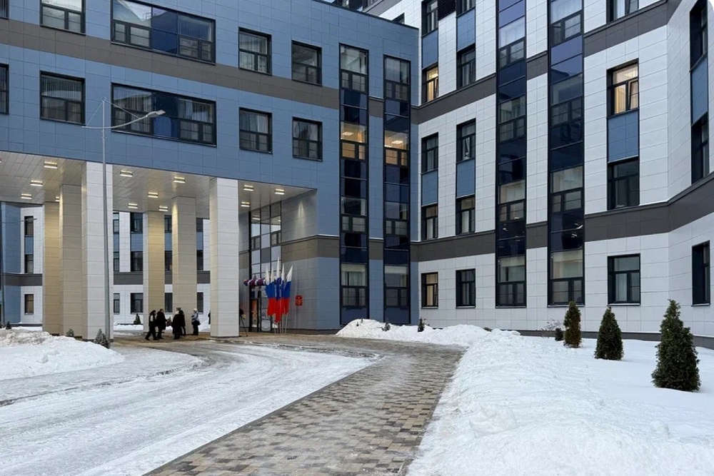 Строительство госпиталя велось в течение трех лет военно-строительным комплексом Минобороны РФ