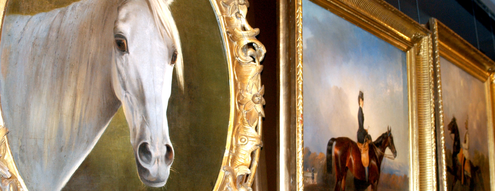 Начало года требует определенности - нам надо знать, что конь грядущий нам готовит. 