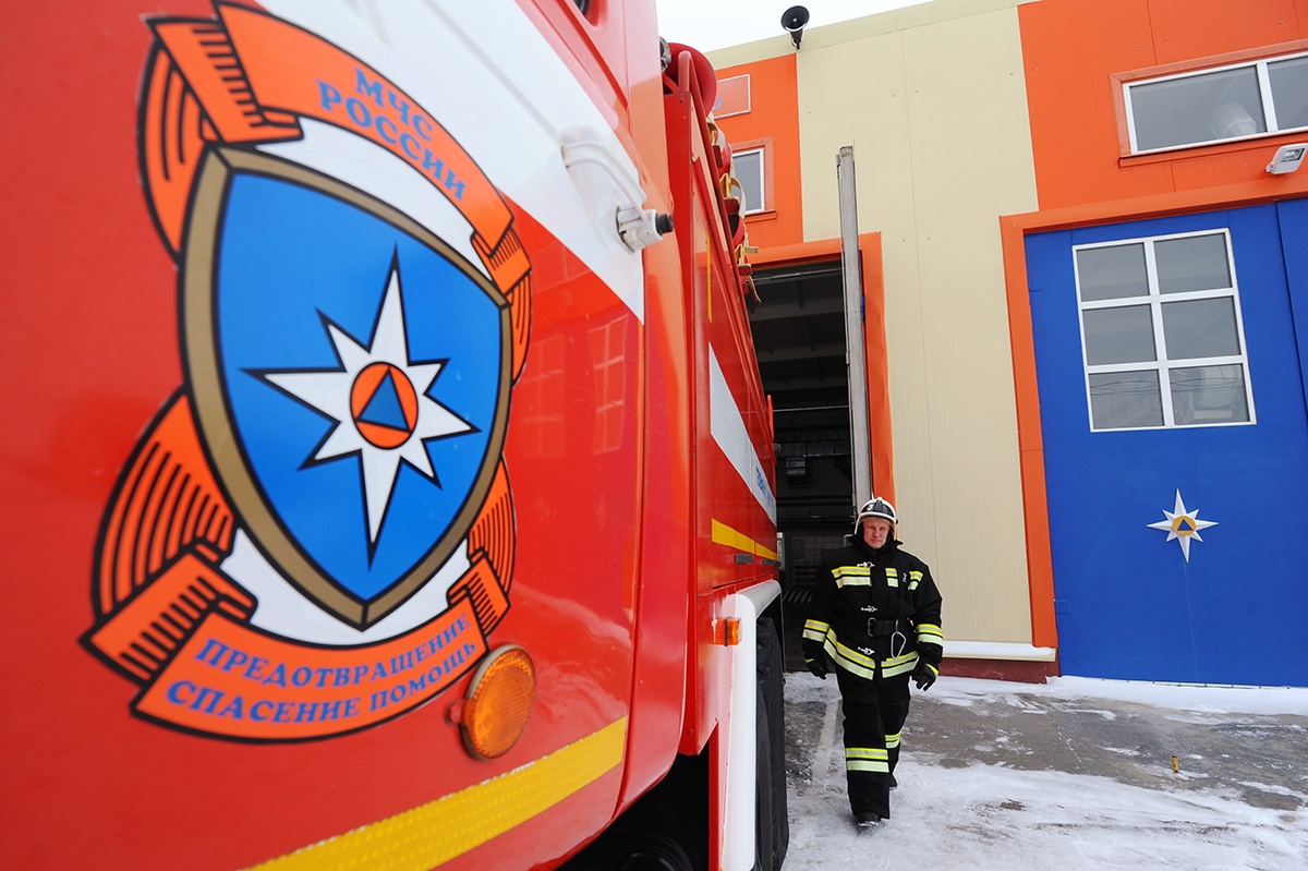 Сегодня в МЧС России входят противопожарная служба, спасательные воинские и аварийно-спасательные формирования, инспекция по маломерным судам, авиация МЧС и Центр экстренной психологической помощи