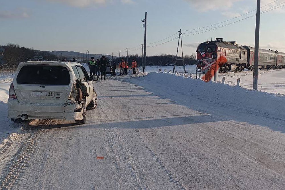 ДТП произошло на железнодорожном переезде в селе Пионеры