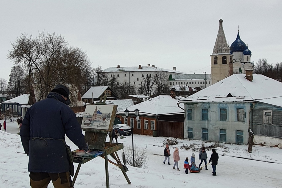 Суздаль - один из самых популярных городов "Золотого кольца". Суздаль - один из самых популярных городов "Золотого кольца".