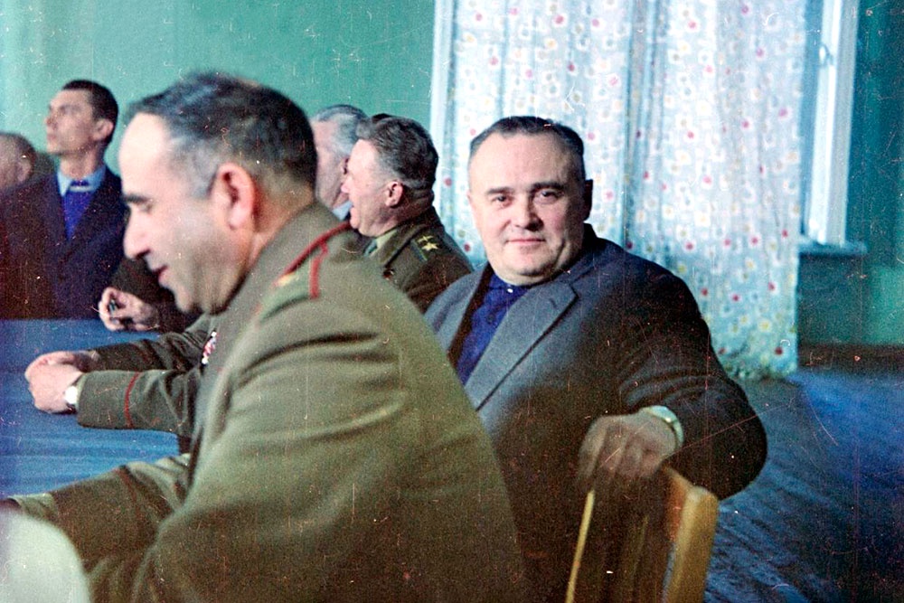 С.П. Королев в президиуме Госкомиссии. [1965 г.]. Байконур. Архив РАН. Ф.2299. Оп.1. Д.[85].