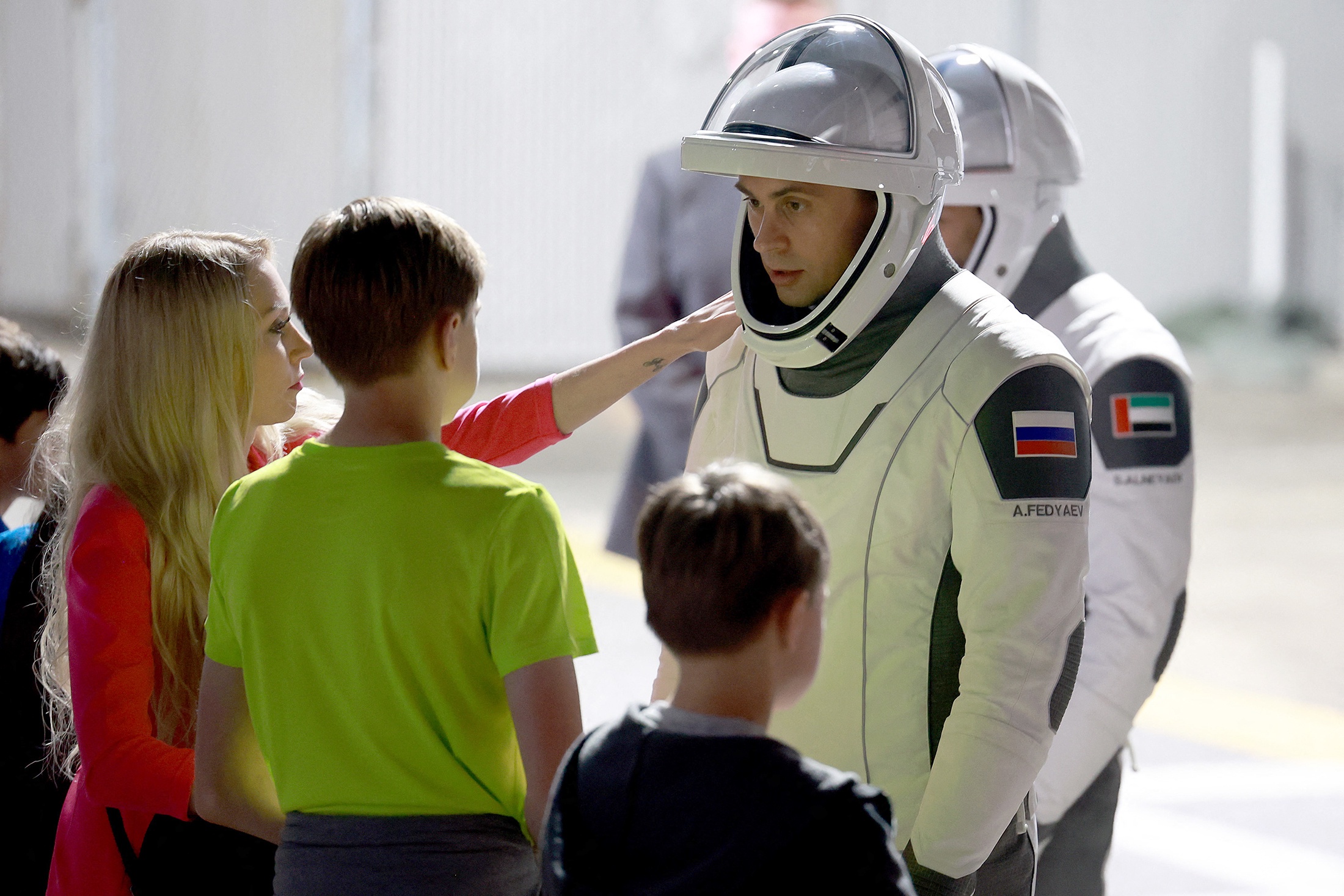 Космонавт госкорпорации "Роскосмос" Андрей Федяев со своей семьей.