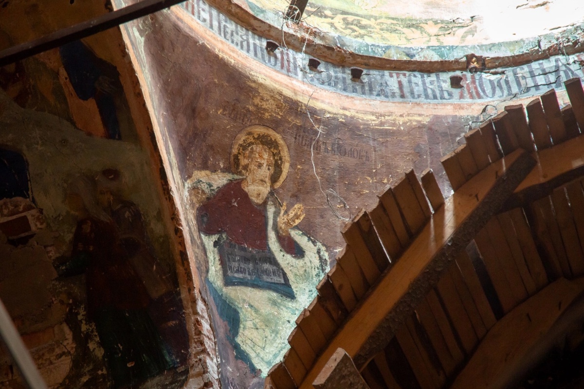 Так выглядит Богоявленский собор Авраамиева монастыря в Ростове Великом.