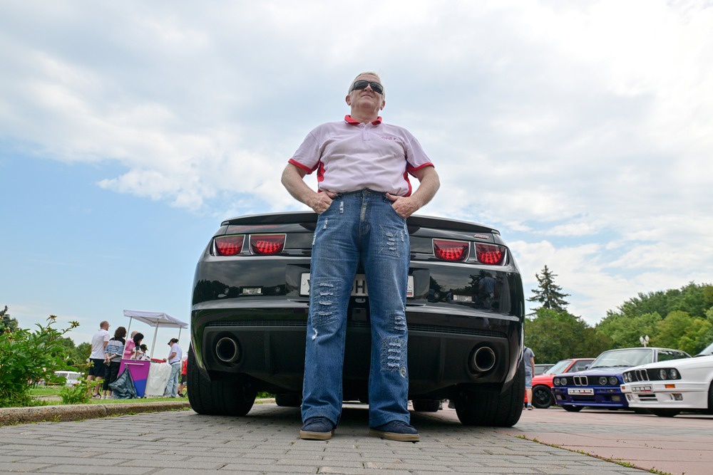 Чем раньше начать грамотно копить деньги, тем безбеднее могут быть пожилые годы. Теоретически.