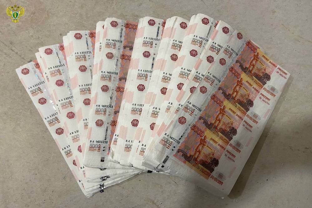 У фальшивомонетчиков изъяли 35 млн поддельных рублей