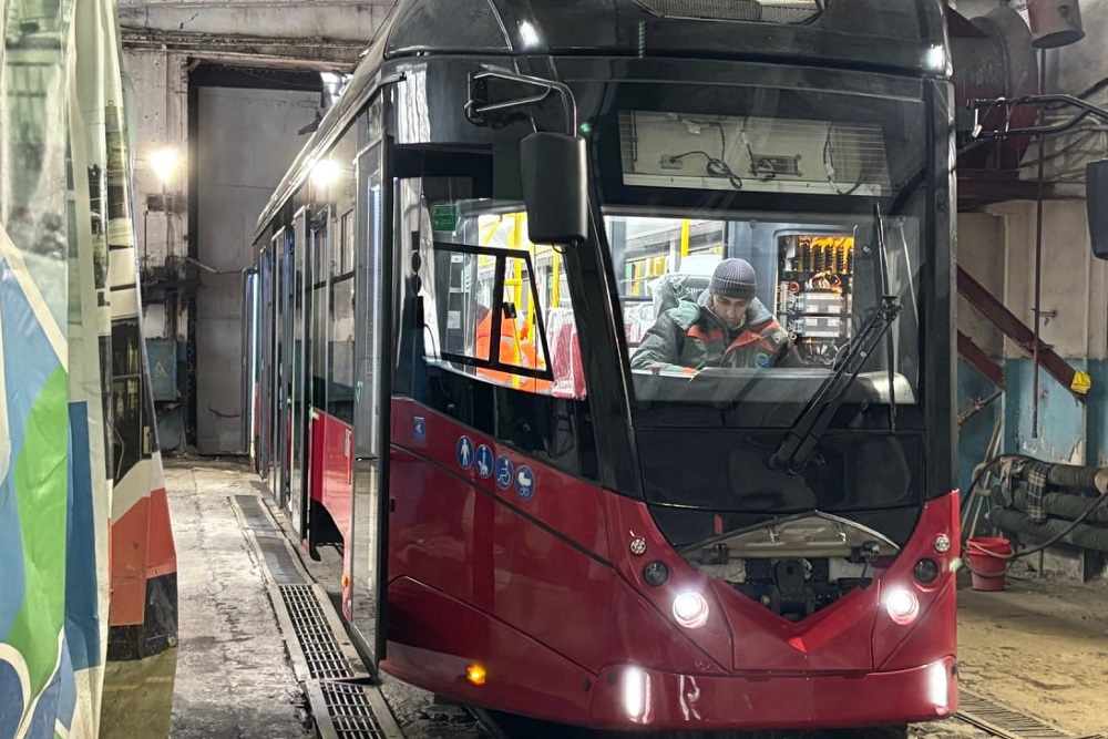 "Доработанный" вагон почти вдвое дешевле, чем только что выпущенный, стоимость которого превышает 90 миллионов рублей