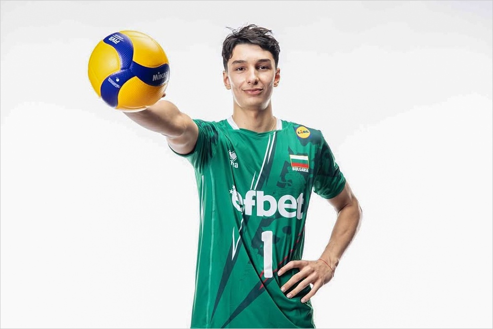 Симеон Николов 