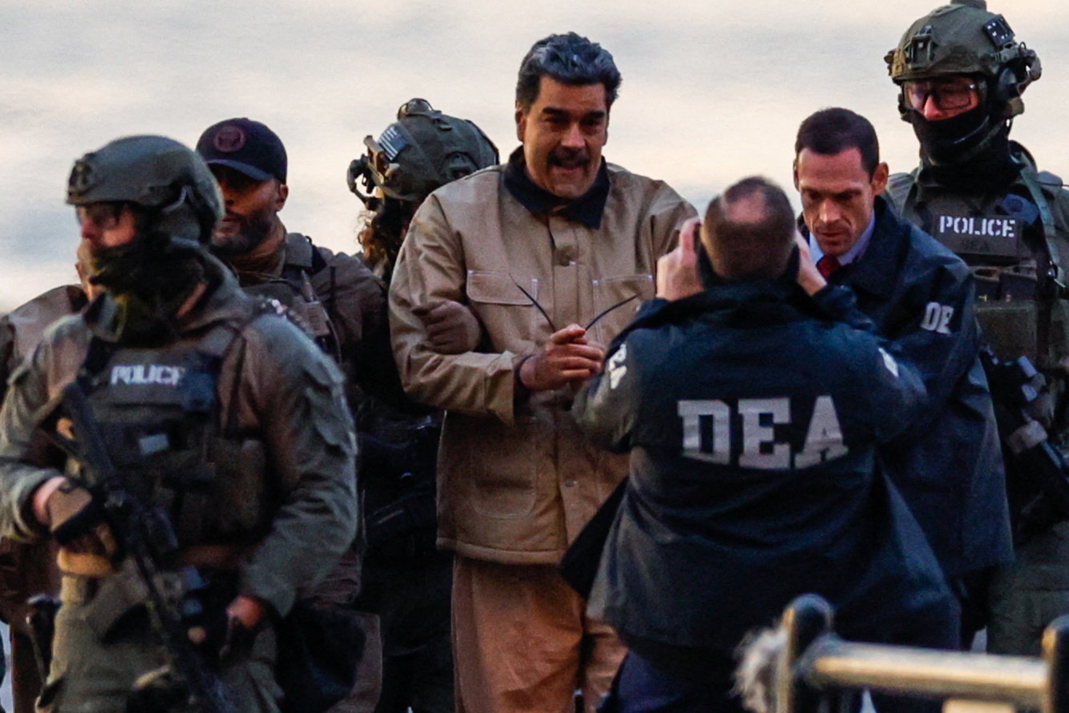 Посол России заявил, что Мадуро предали некоторые силовики