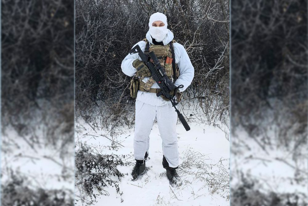 О новой тактике "РГ" рассказал командир добровольческой бригады "Север‑V" с позывным Счастливчик. О новой тактике "РГ" рассказал командир добровольческой бригады "Север‑V" с позывным Счастливчик.