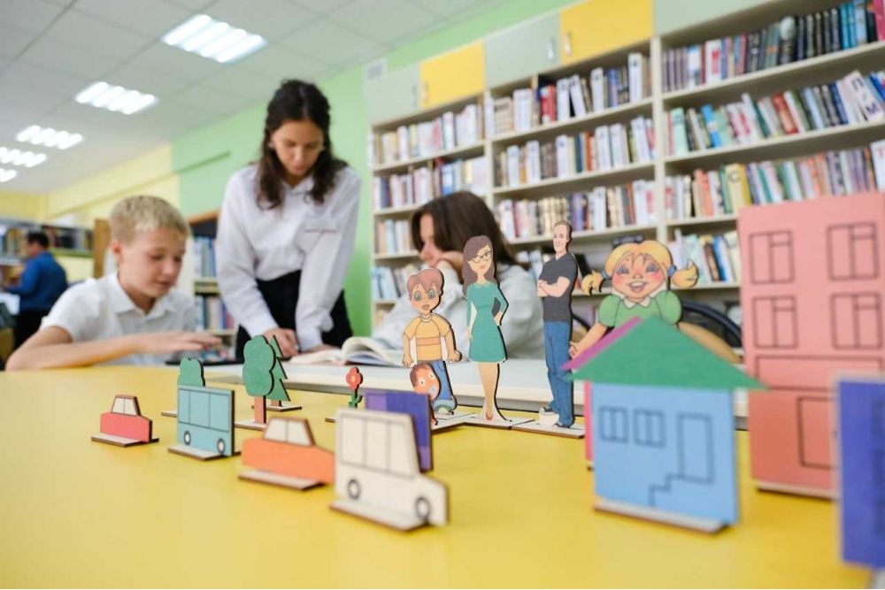 В модельных библиотеках, которые создаются в регионах России по нацпроекту "Семья", будет интересно посетителям всех возрастов