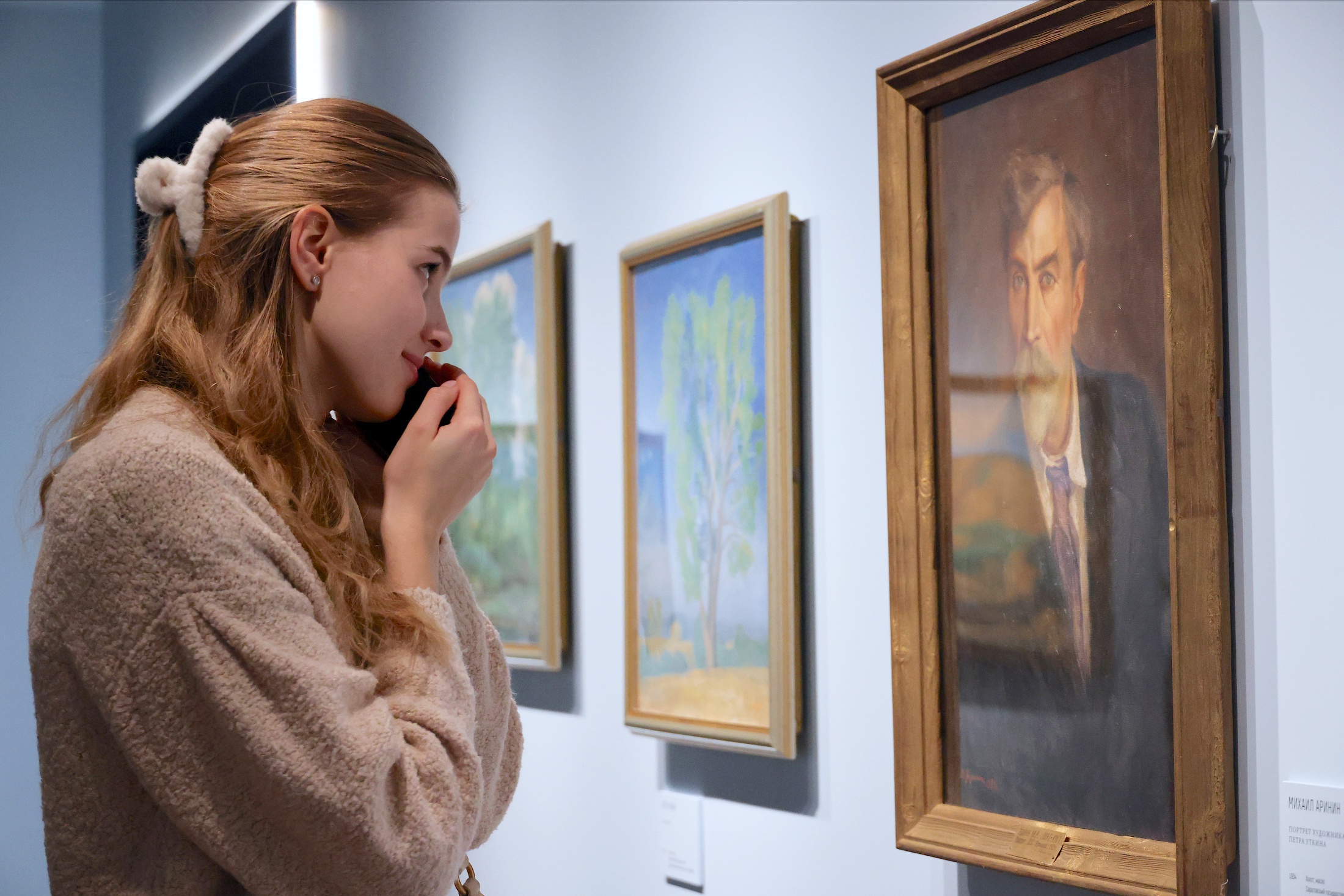 Переклички, рифмы полотен, времен, авторов делают это художественное путешествие пленительным. Переклички, рифмы полотен, времен, авторов делают это художественное путешествие пленительным.