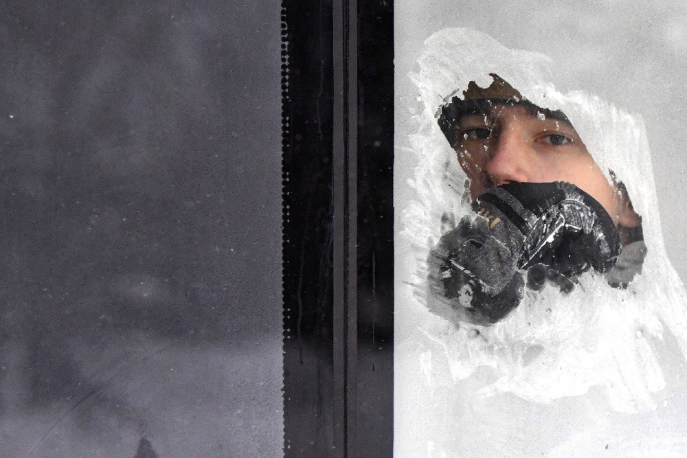 Жителей сел в Коми не в первый раз оставляют без дров. В 2023 году исправить ситуацию помогла <a href="https://rg.ru/2023/12/10/reg-szfo/obeshchaniia-ne-greiut.html">публикация "РГ"</a>.