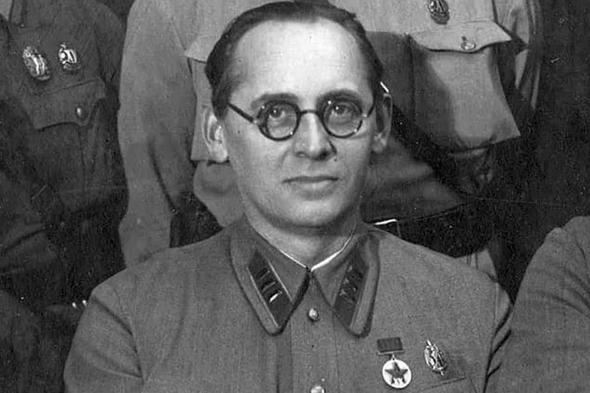 Евгений Семенович Грушко возглавлял ленинградскую милицию все 872 дня блокады.