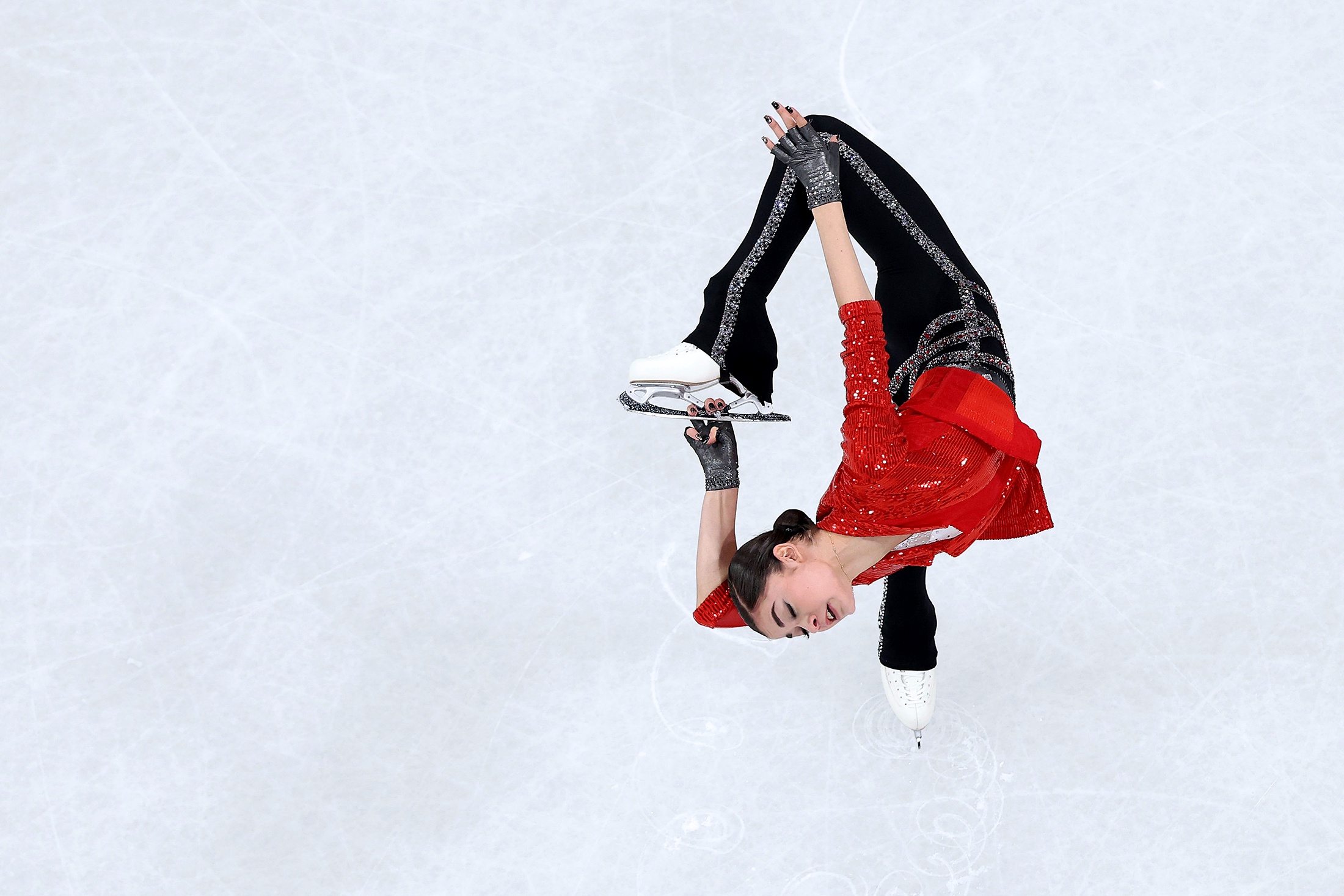 Аделия Петросян выдала уверенный прокат и получила баллы, с которыми можно бороться за пьедестал.