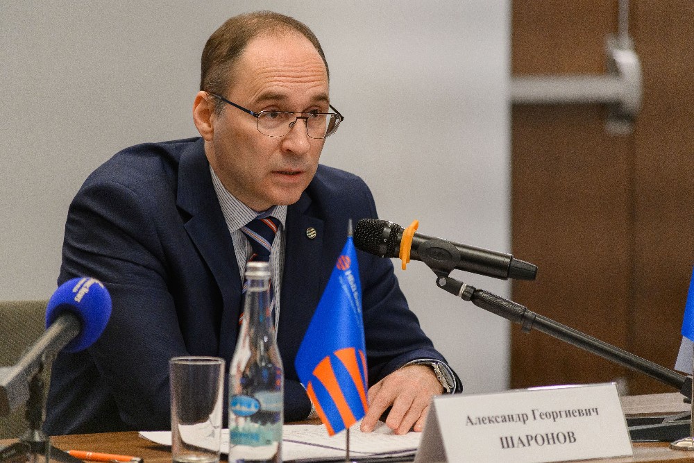 Александр Шаронов: Каждый раз мы ставим перед собой вопрос: Как помочь клиенту достичь цели?