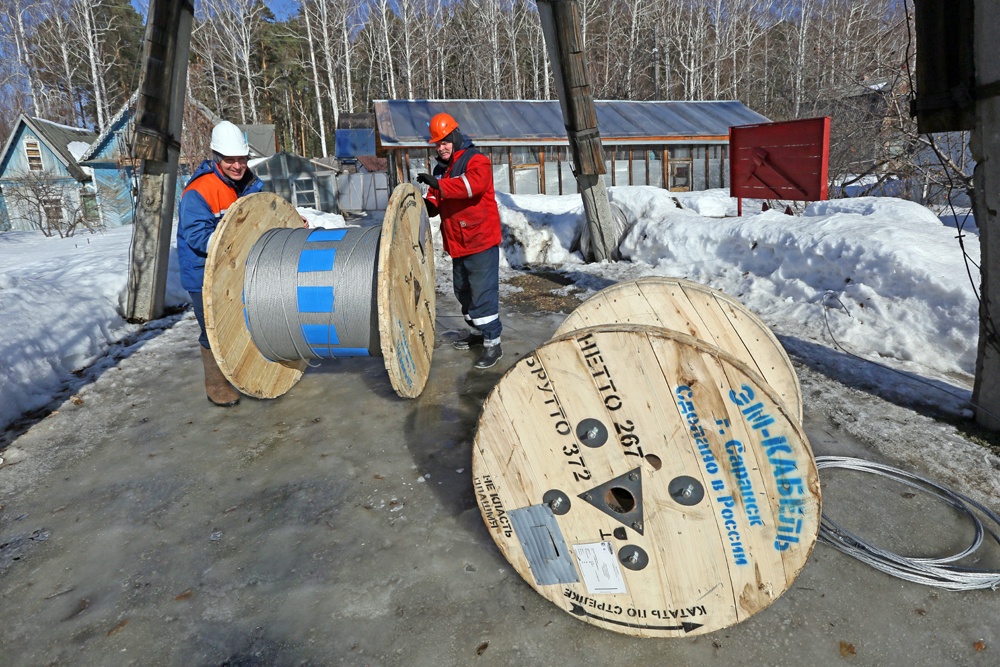 За последние годы ТСО выполнили серьезный объем работ по модернизации сетей в коллективных садах. Но в морозы они не выдержали нагрузки.