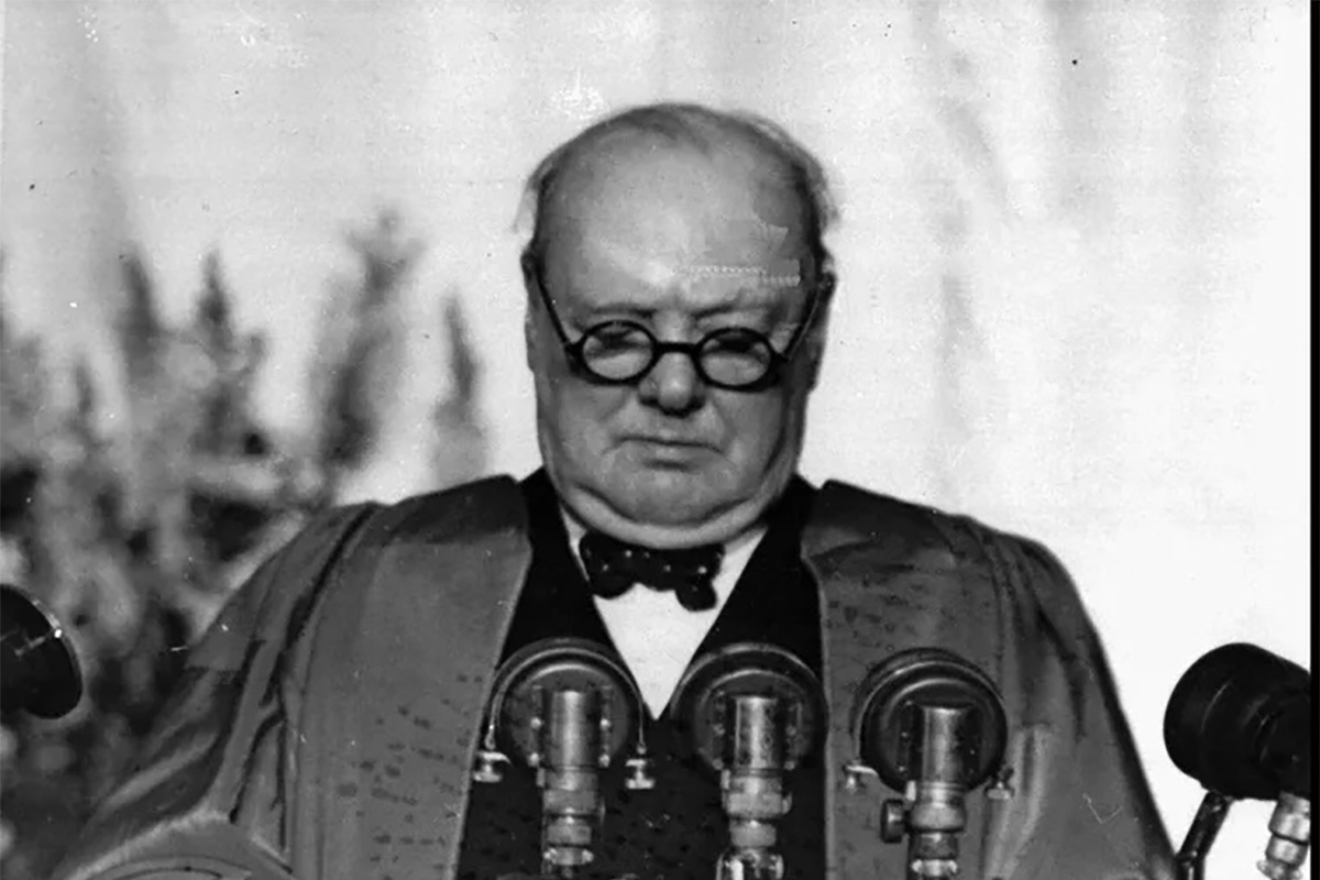 46 минутная лекция была произнесена Черчиллем в Вестминстерском колледже в городе Фултоне, штат Миссури, 5 марта 1946 года.