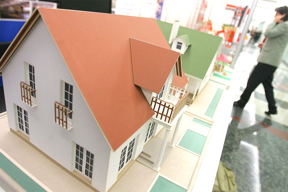 Более двух третей россиян мечтают жить с семьей не в квартире, а в собственном доме. Более двух третей россиян мечтают жить с семьей не в квартире, а в собственном доме.