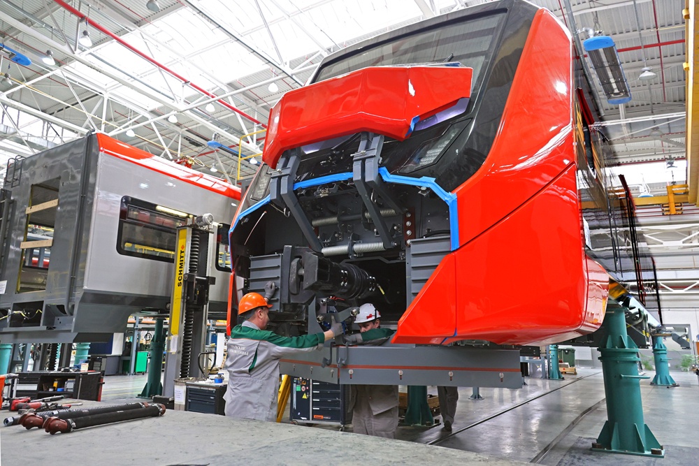 Производство локомотивов в Верхней Пышме сначала вели с немецкими партнерами, затем уровень локализации повысили, а скоро начнут выпуск отечественных поездов для ВСМ.