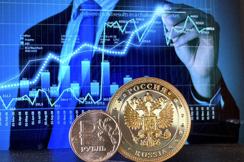 В ближайшие несколько недель давление на рубль может заметно усилиться.