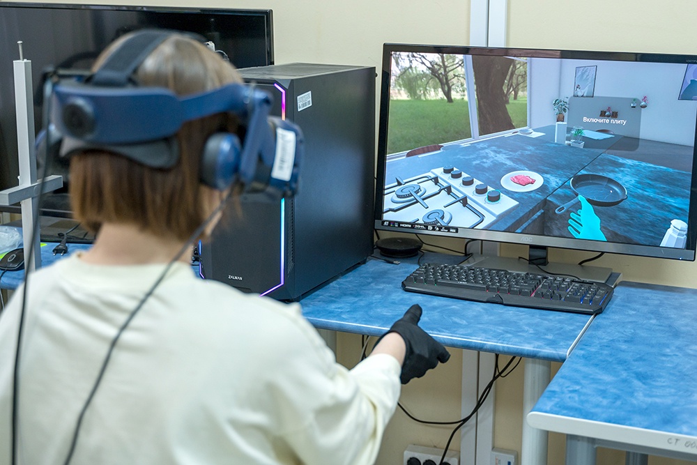 Виртуальная среда имитирует для пациента знакомые жизненные ситуации.