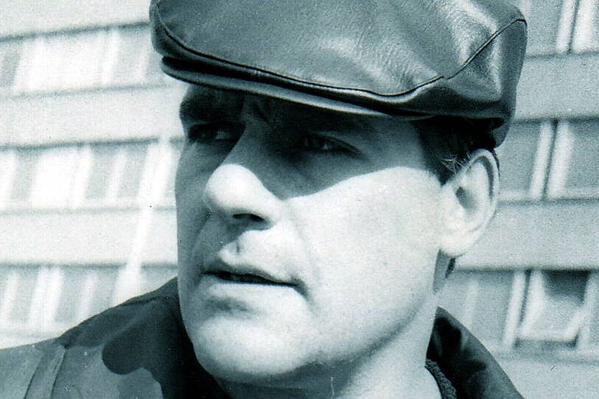 "Мы без конца проклинаем товарища Сталина, и, разумеется, за дело. И все же я хочу спросить - кто написал четыре миллиона доносов?" - эту фразу из повести Довлатова предложили проверить.